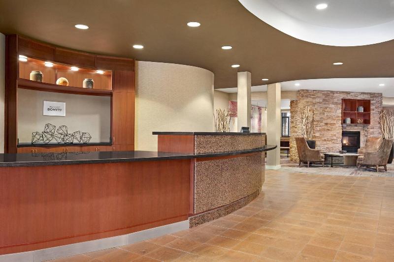 Отель Courtyard By Marriott Sacramento Folsom