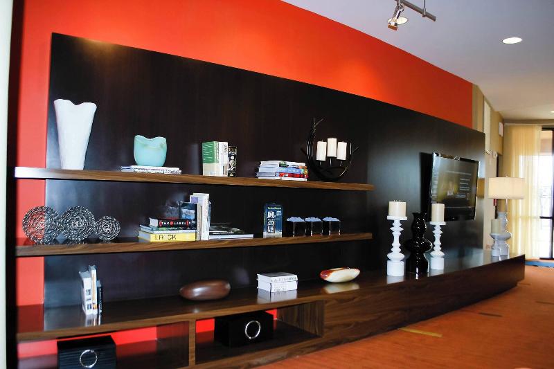 Отель Courtyard Salina