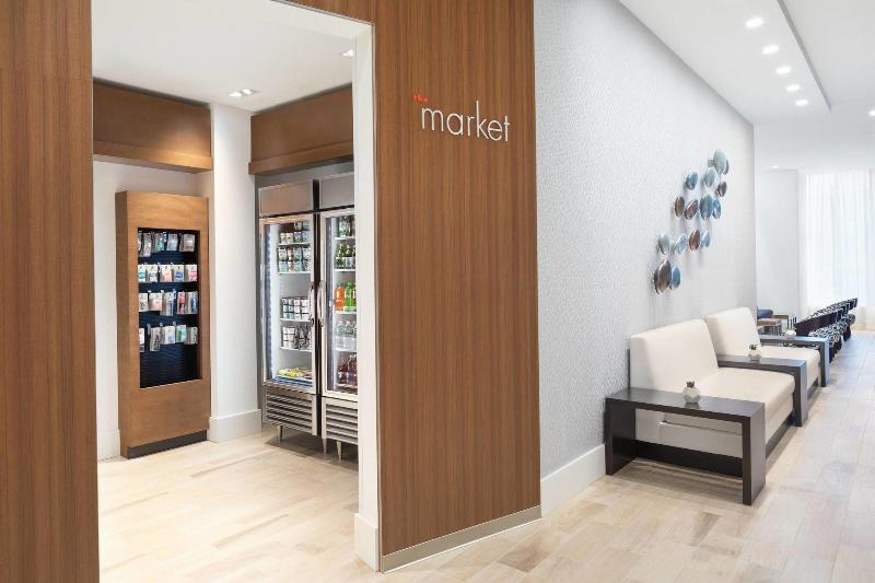 هتل Courtyard By Marriott Stamford Downtown