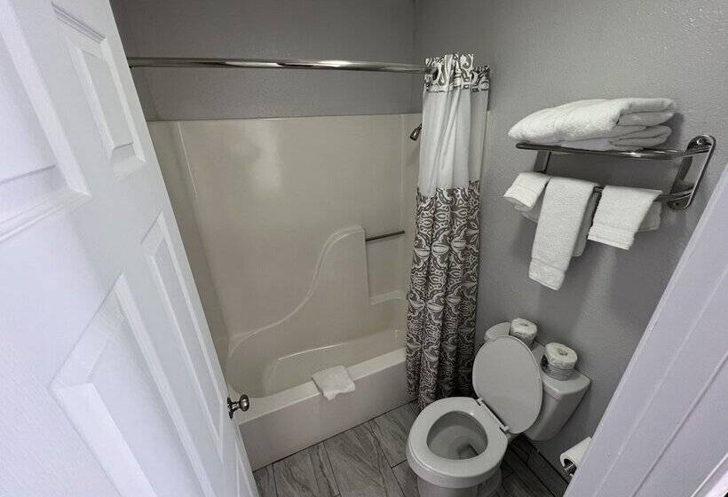 فندق Days Inn By Wyndham Branson Near Theatre District