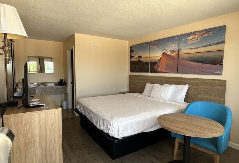 فندق Days Inn By Wyndham Branson Near Theatre District