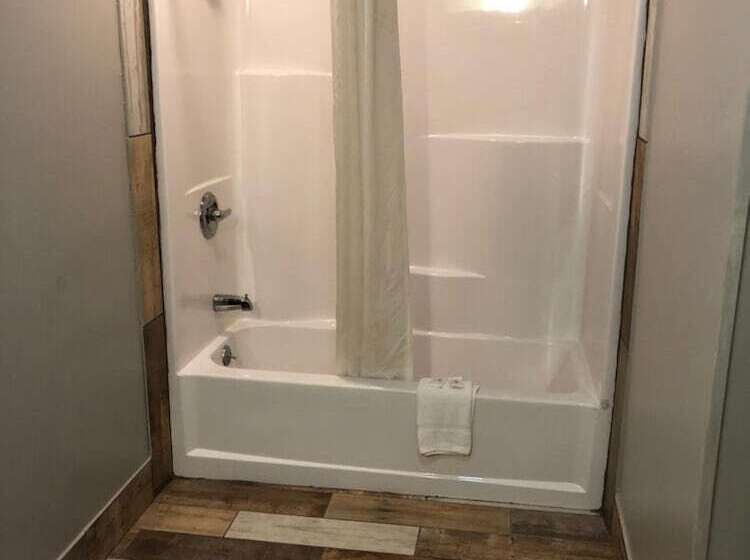 فندق Deerfield Inn And Suites  Fairview