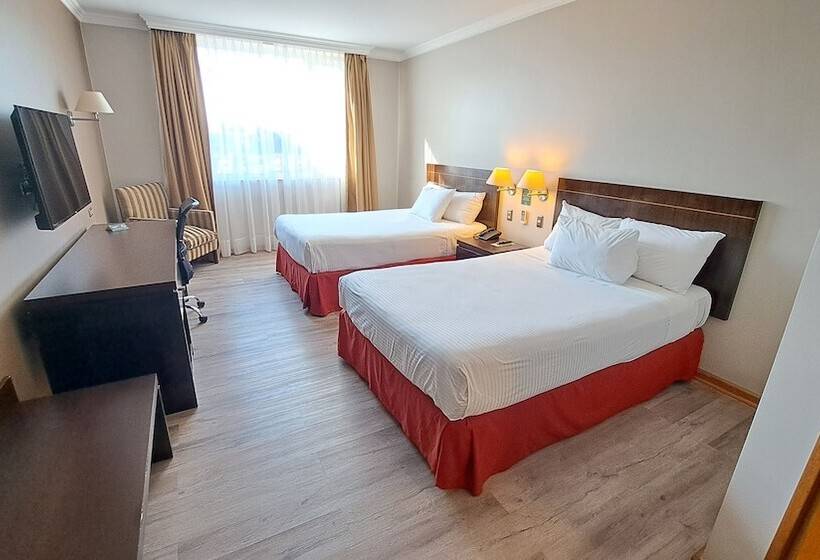 Hotel Diego De Almagro Lomas Verdes