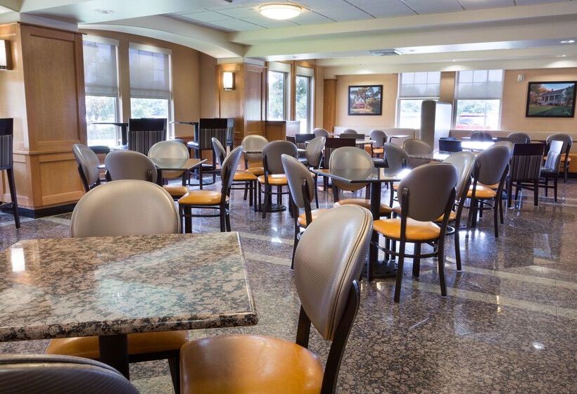 هتل Drury Inn & Suites Lafayette La