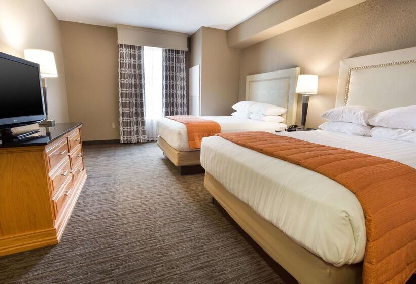 هتل Drury Inn & Suites Lafayette La