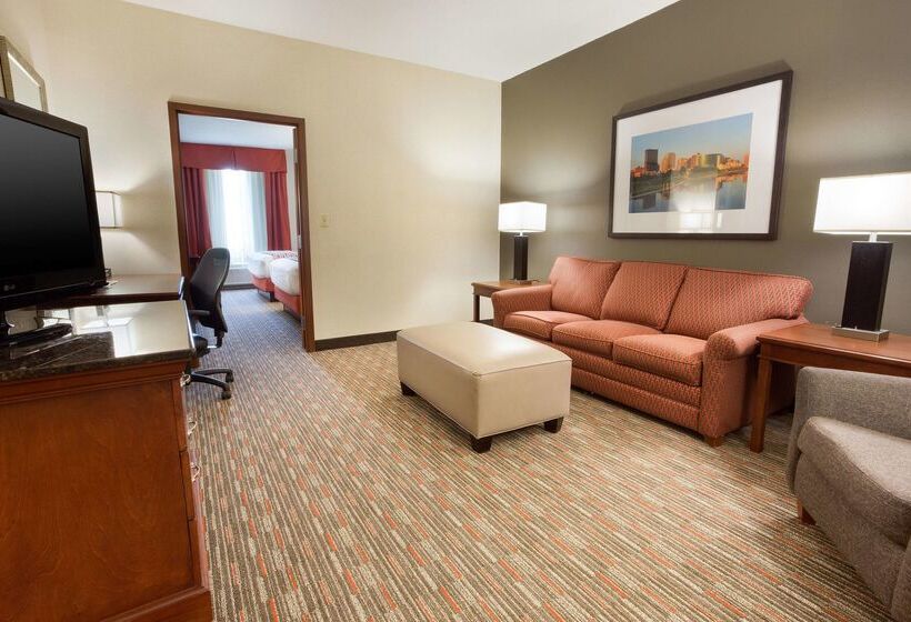 בית מלון כפרי Drury Inn & Suites Dayton North