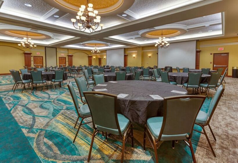 Drury Plaza Hotel St. Louis Chesterfield