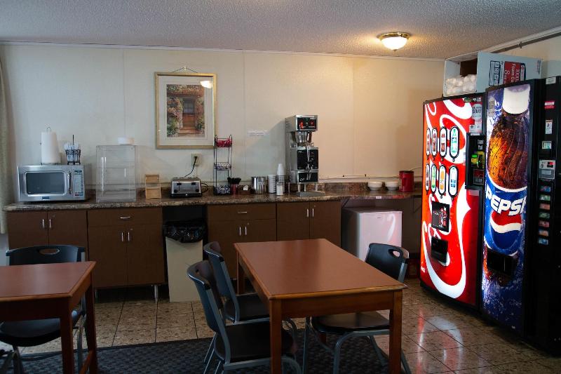 בית מלון כפרי East Grand Inn