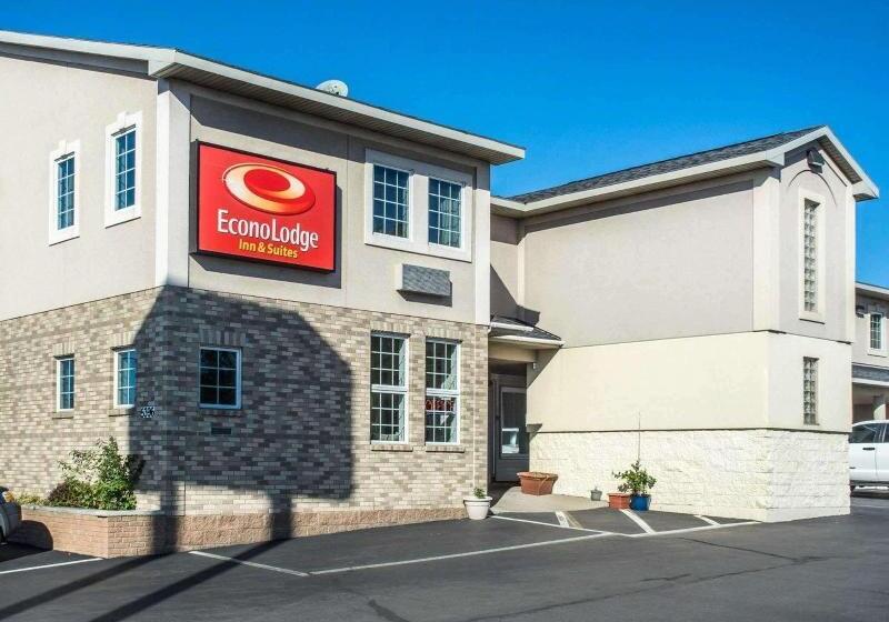 فندق Econo Lodge Inn & Suites Airport