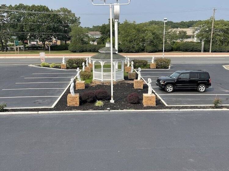 בית מלון כפרי Empire Inn & Suites Absecon/atlantic City