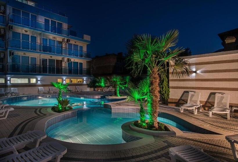 فندق Eskada Beach