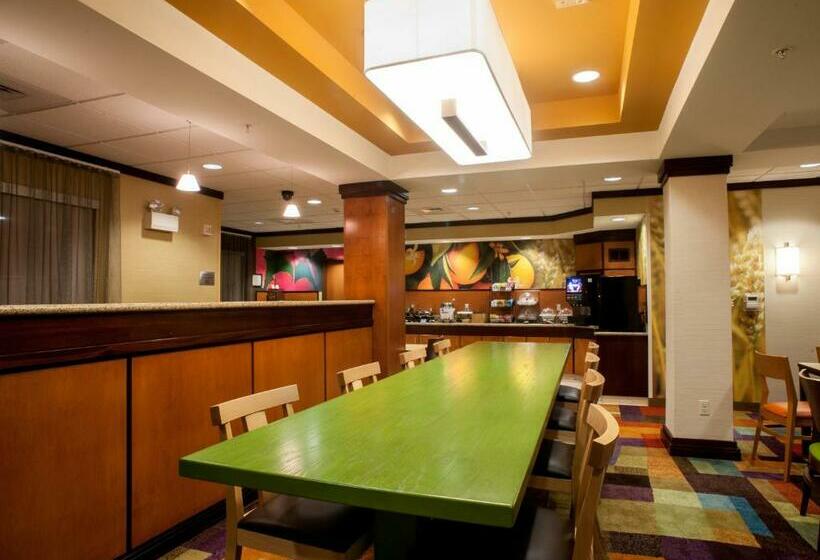 فندق Fairfield Inn & Suites Clovis