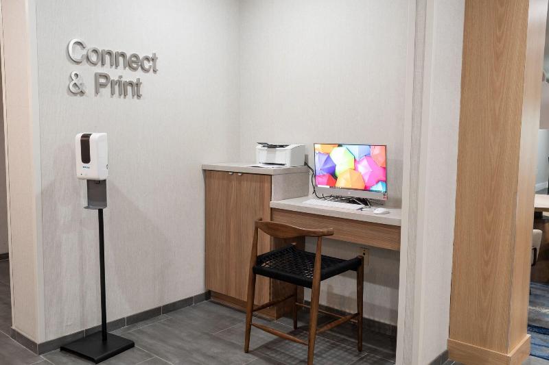 בית מלון כפרי Fairfield Inn & Suites Denton