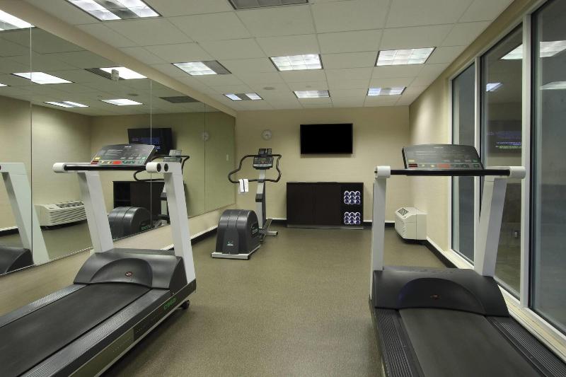 Отель Fairfield Inn & Suites By Marriott Fairfield Napa Valley Area