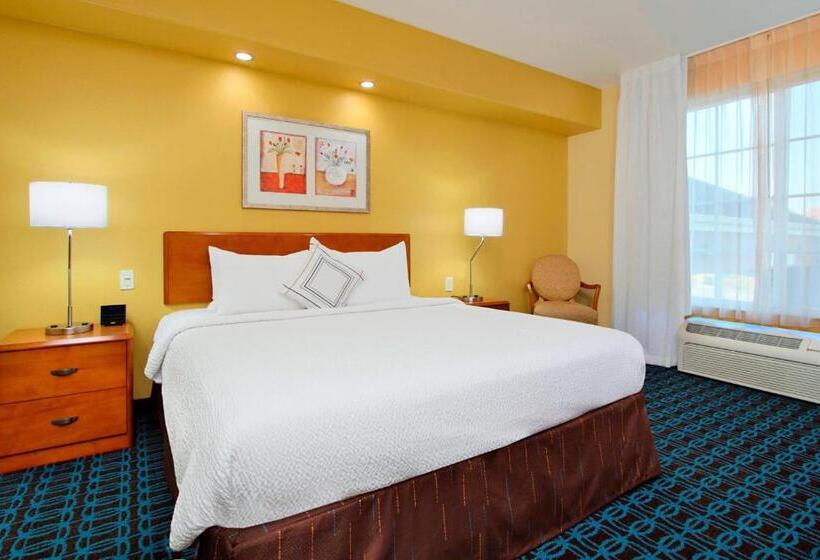 Отель Fairfield Inn & Suites By Marriott Fairfield Napa Valley Area