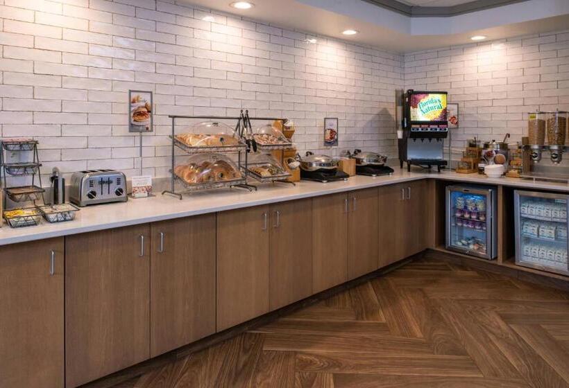 هتل Fairfield Inn & Suites High Point Archdale