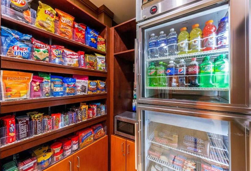 هتل Fairfield Inn & Suites High Point Archdale