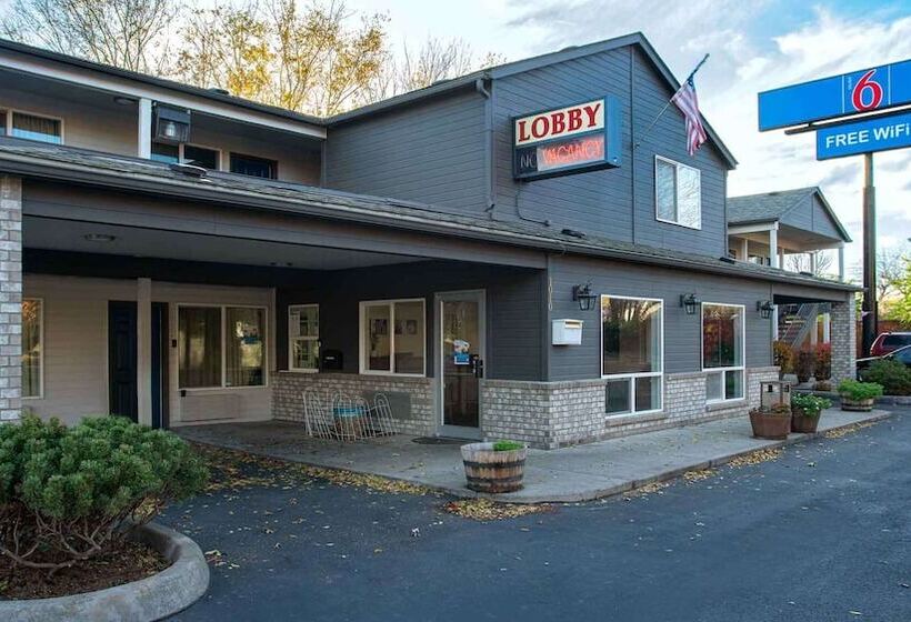 Motel 6 Yakima, Wa   Downtown