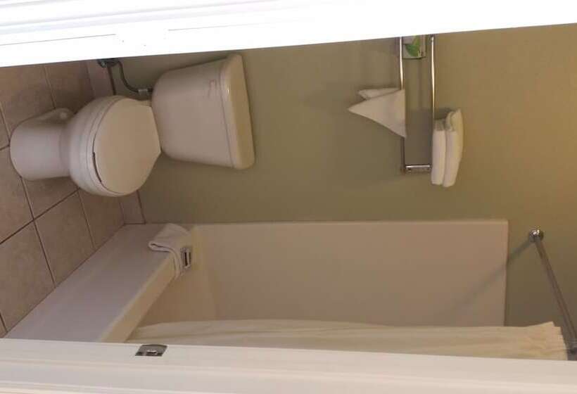 فندق Haltom Inn Fort Worth