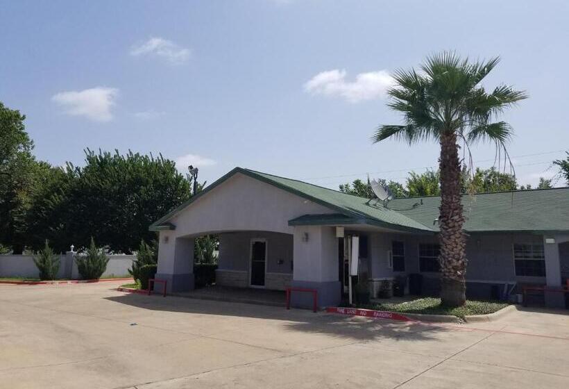 فندق Haltom Inn Fort Worth