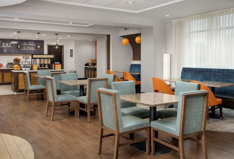 فندق Hampton Inn Knoxville/clinton I75