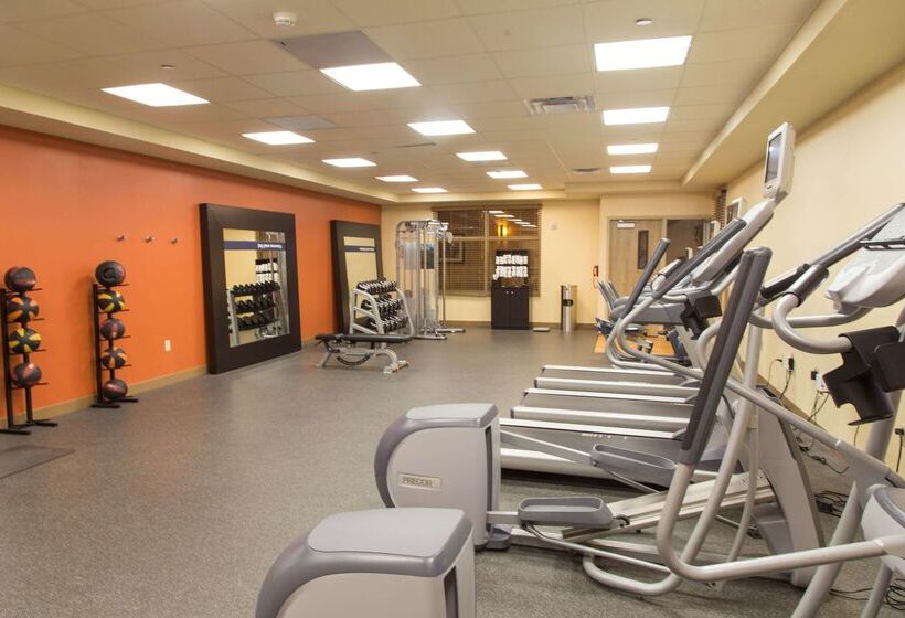 호텔 Hampton Inn & Suites Dodge City