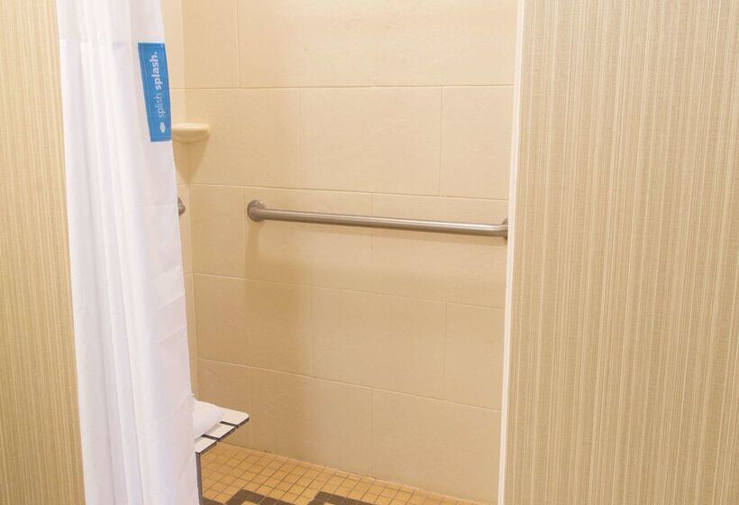 호텔 Hampton Inn & Suites Dodge City