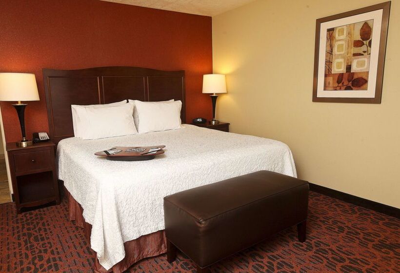 فندق Hampton Inn & Suites By Hilton Fargo Medical Center