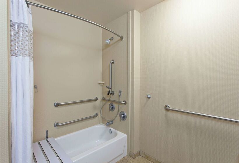 ホテル Hampton Inn & Suites Fresno Northwest