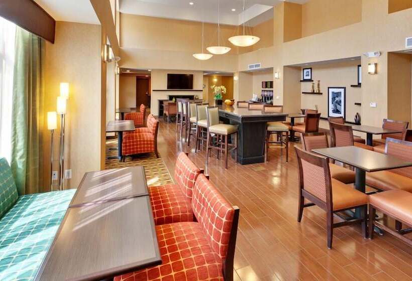 ホテル Hampton Inn & Suites Fresno Northwest