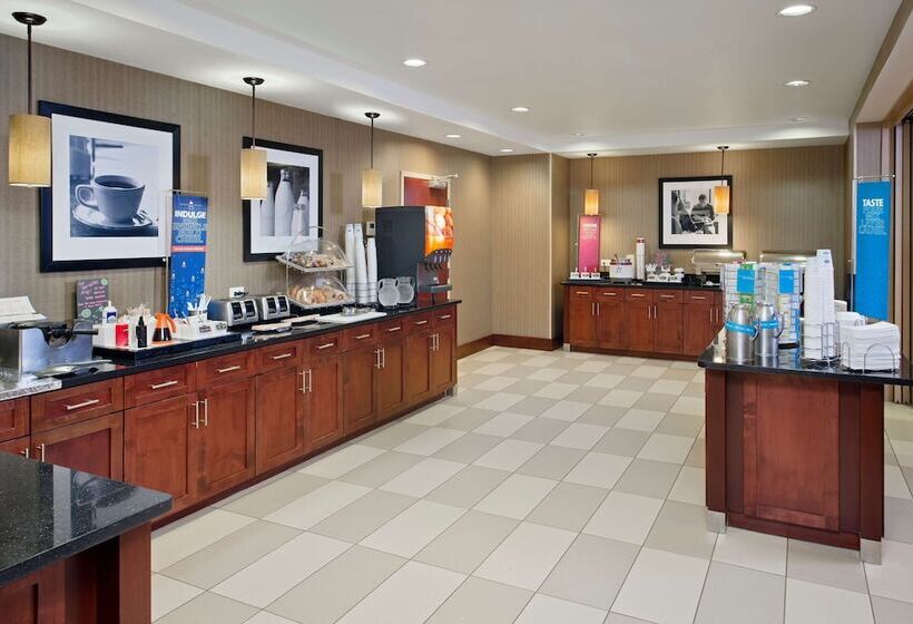 فندق Hampton Inn & Suites Ocean City/bayfront Convention Center