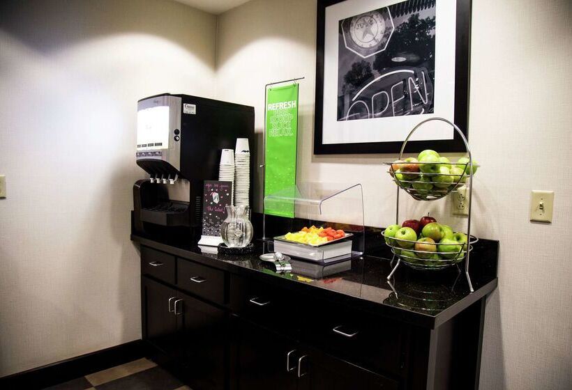 ホテル Hampton Inn & Suites Sharon