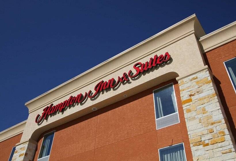 호텔 Hampton Inn & Suites Winnie