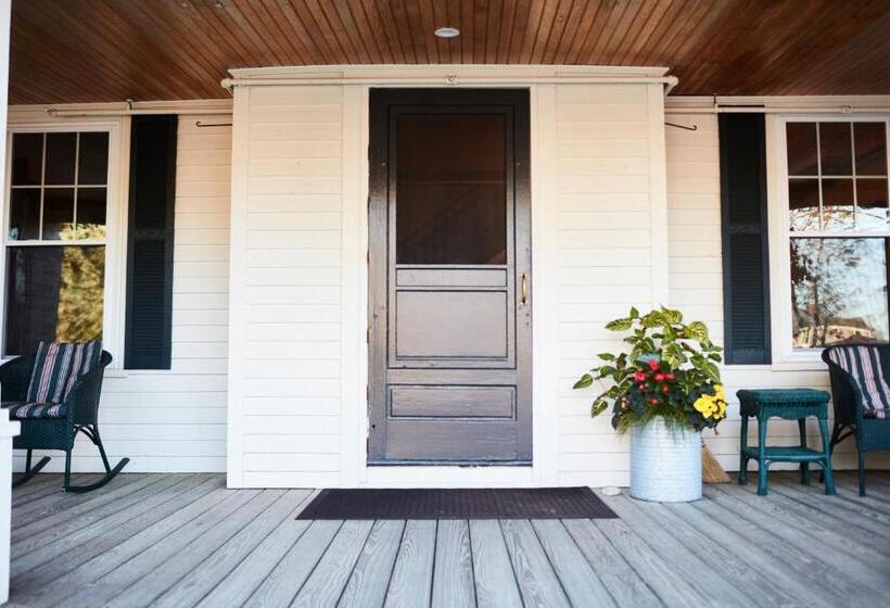 ホテル Higgins Beach Inn