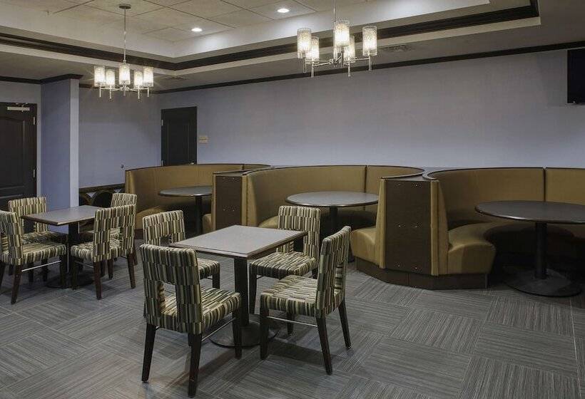 فندق Hilton Garden Inn Jonesboro