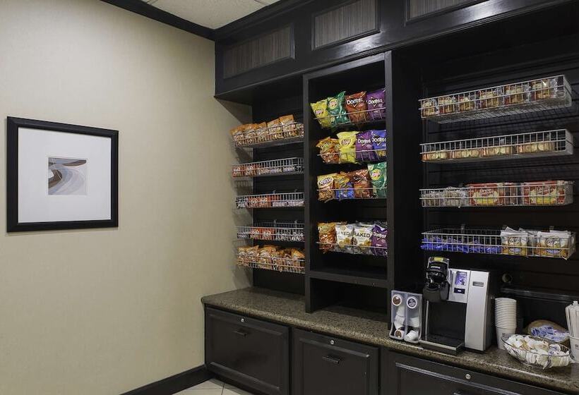 فندق Hilton Garden Inn Jonesboro