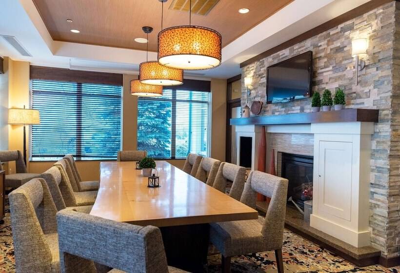 فندق Hilton Garden Inn Watertown/thousand Islands