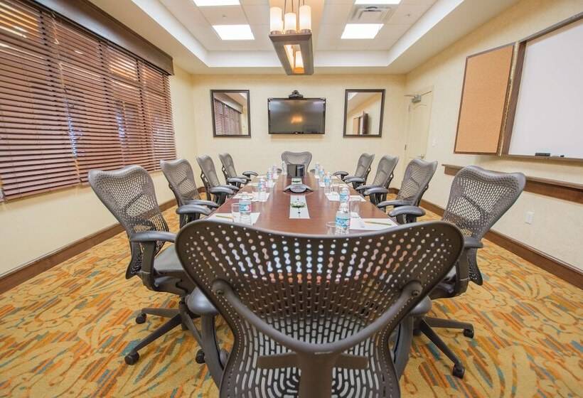 فندق Hilton Garden Inn Watertown/thousand Islands