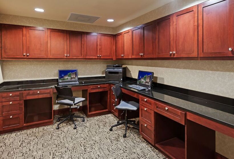 فندق Holiday Inn Ardmore, An Ihg