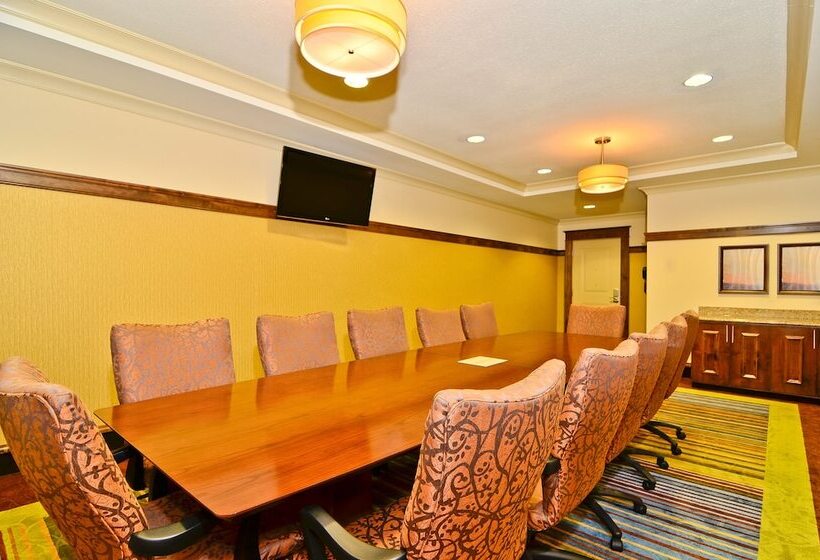 호텔 Holiday Inn Express & Suites   Williston, An Ihg