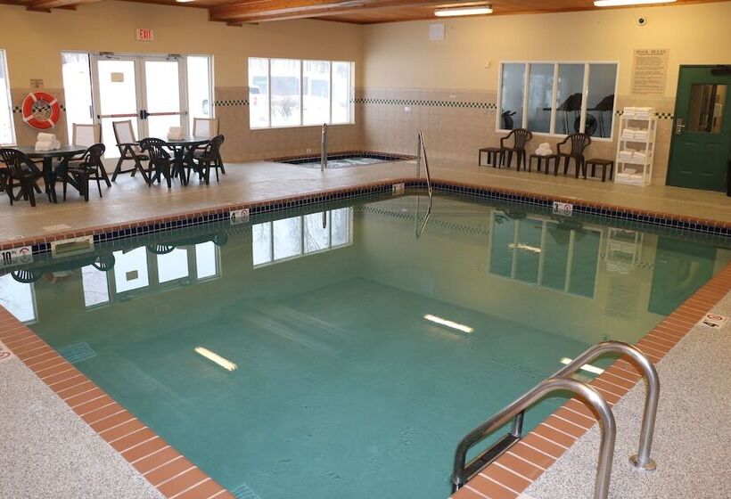 فندق Holiday Inn Express & Suites Marquette, An Ihg