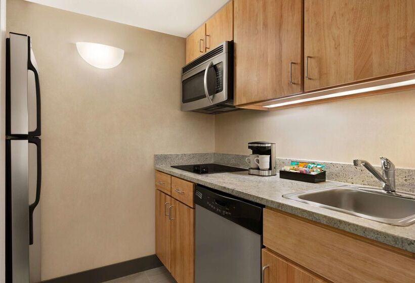 فندق Homewood Suites By Hilton University City