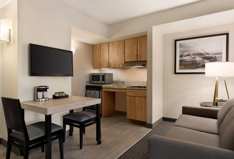 فندق Homewood Suites By Hilton University City