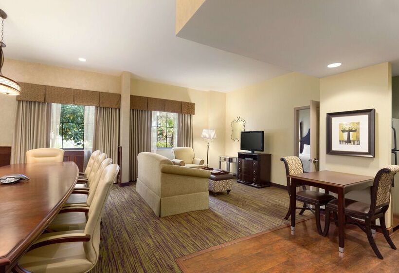 هتل Homewood Suites By Hilton Lafayette, La