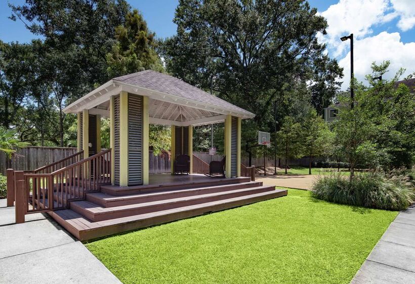 هتل Homewood Suites By Hilton Lafayette, La