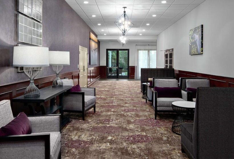 هتل Homewood Suites By Hilton Lafayette, La