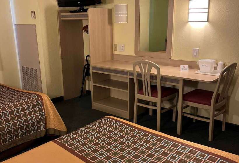 فندق Howard Johnson By Wyndham Clarksville Tennessee