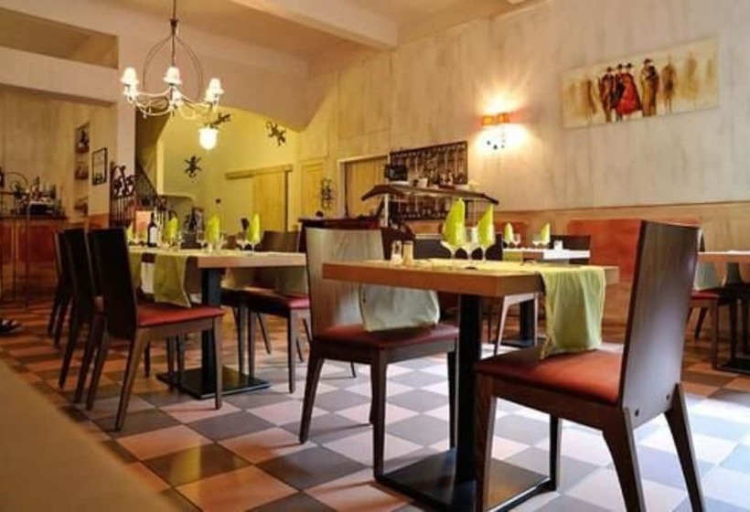 Отель Hôtel Cortie