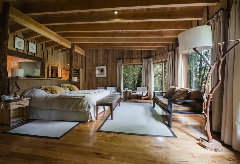 호텔 Huilo Huilo Nawelpi Lodge