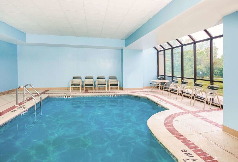 Отель La Quinta By Wyndham Newark   Elkton